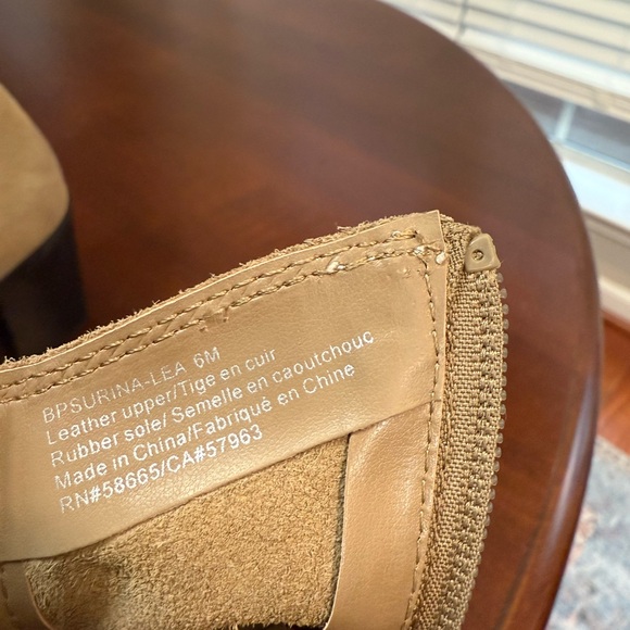 NWOT - BP Surina-Lea Suede Booties in Tan Smoke - Size 6 - Picture 7 of 7
